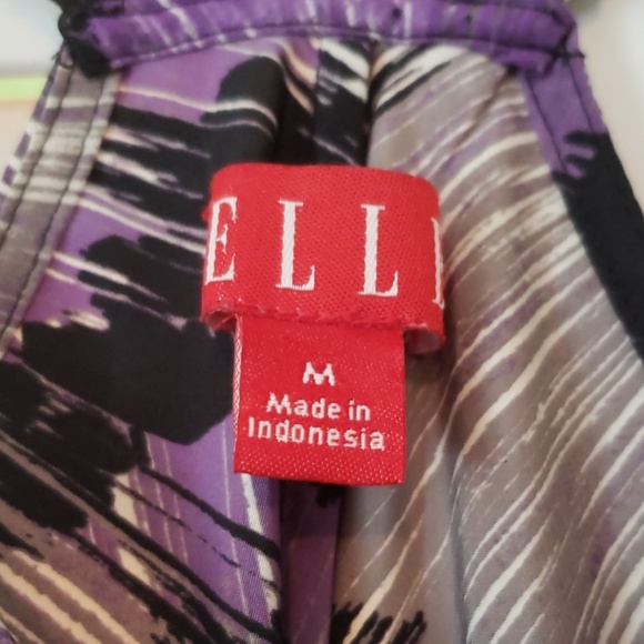 Elle Ruffle Tank Top - Picture 6 of 6